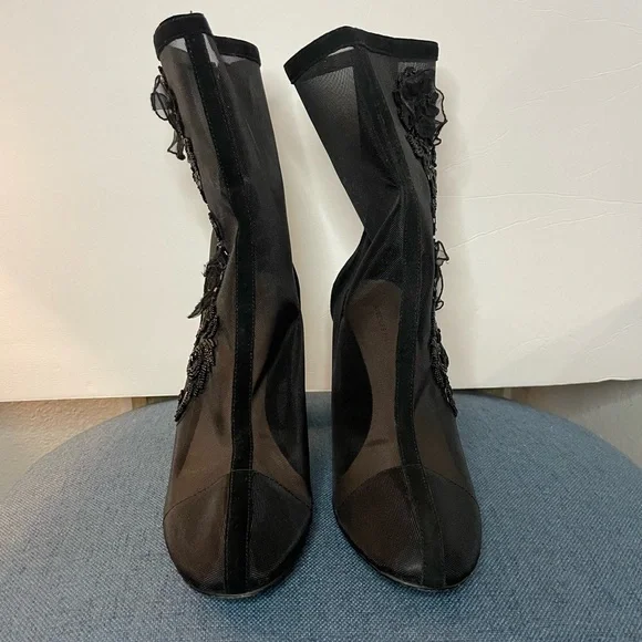 Joyce Azria dressy mesh booties in a size 10 - Picture 7 of 11